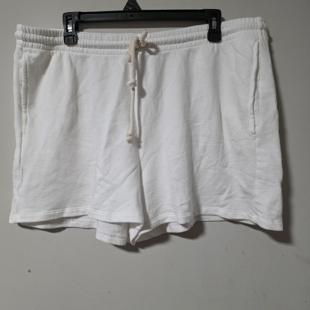 Universal Thread White Drawstring Athletic Shorts